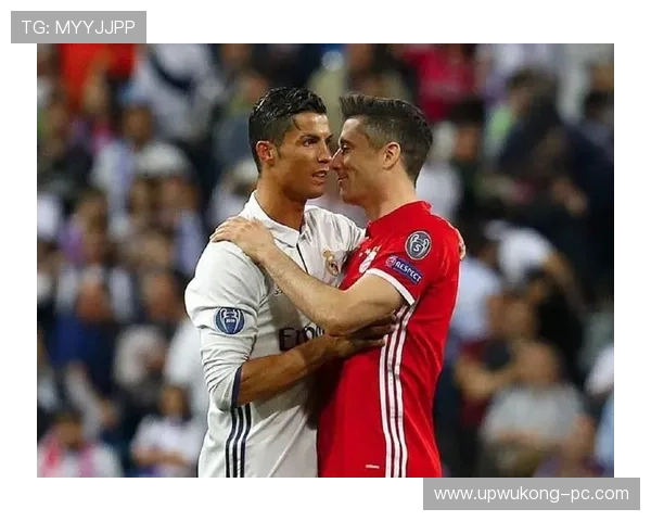 C罗与莱万巅峰期稳定性及持续输出对比分析