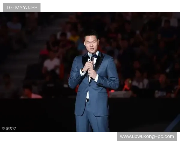 仲满这生活简直不像运动员,连吃个饭都像大明星在走红毯 仲满这生活简直不像运动员,连吃个饭都像大明星在走红毯